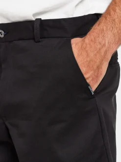 Shop Hakon Shorts Shortsit